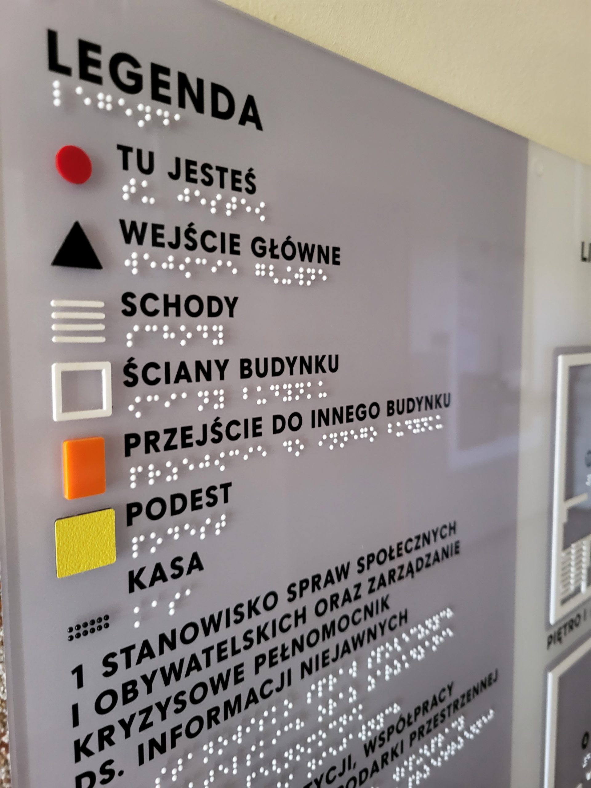 URZĄD GMINY Z UDOGODNIENIAMI DLA OSÓB NIEPEŁNOSPRAWNYCH
