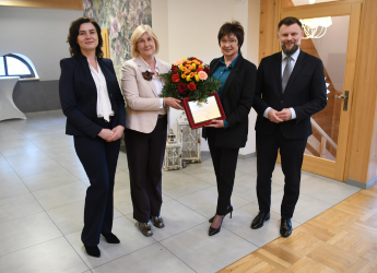 JUBILEUSZ 80-LECIA GMINNEJ BIBLIOTEKI PUBLICZNEJ W LIPNICY MUROWANEJ